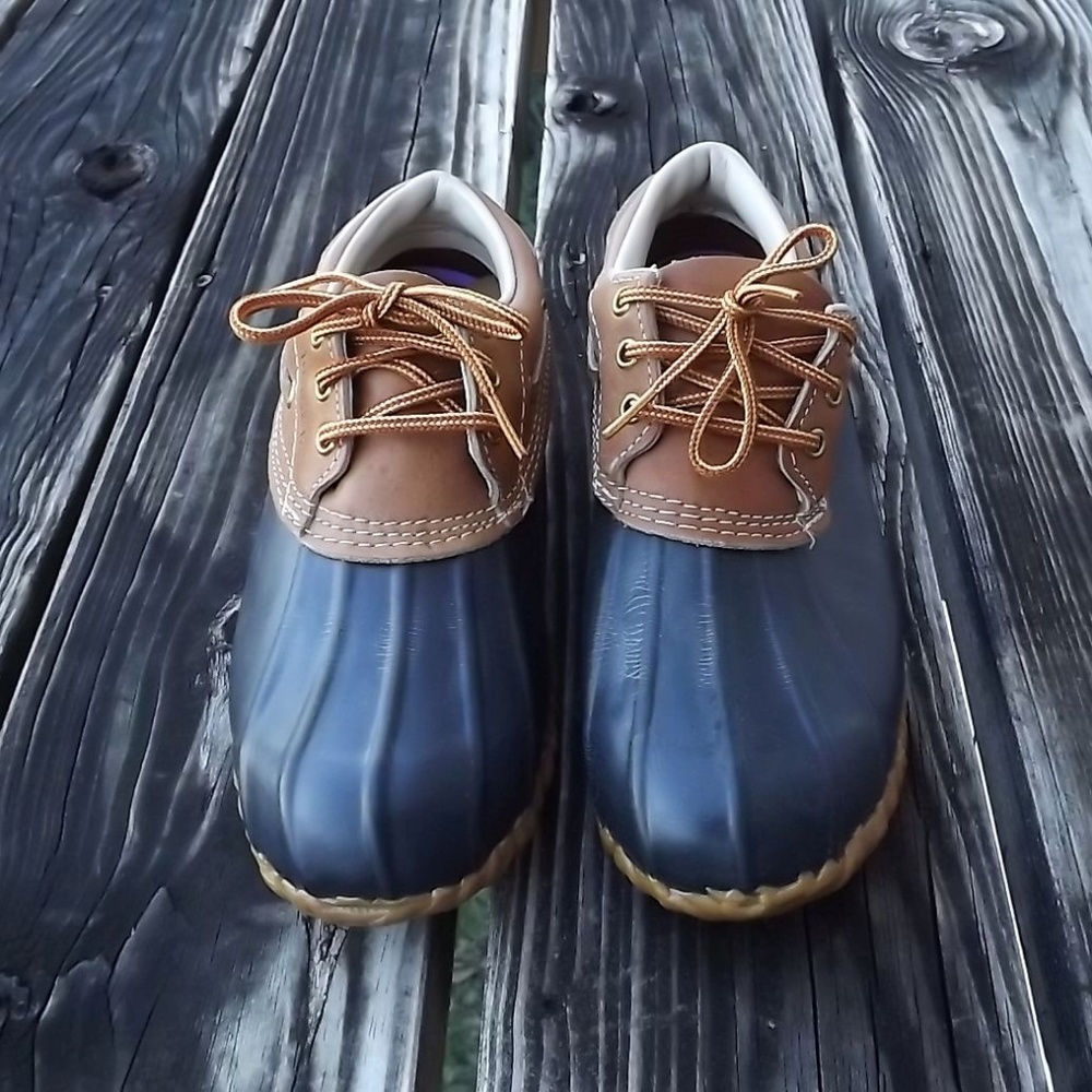 Dexter Lace Up Shearling Footbed Duck Shoes
